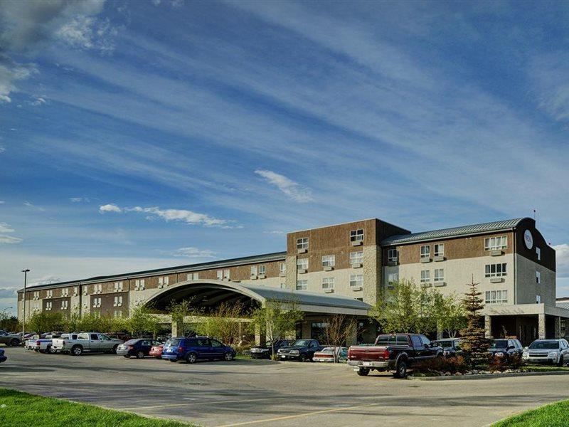 Chateau Nova Kingsway Edmonton Exterior photo