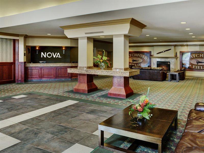 Chateau Nova Kingsway Edmonton Exterior photo
