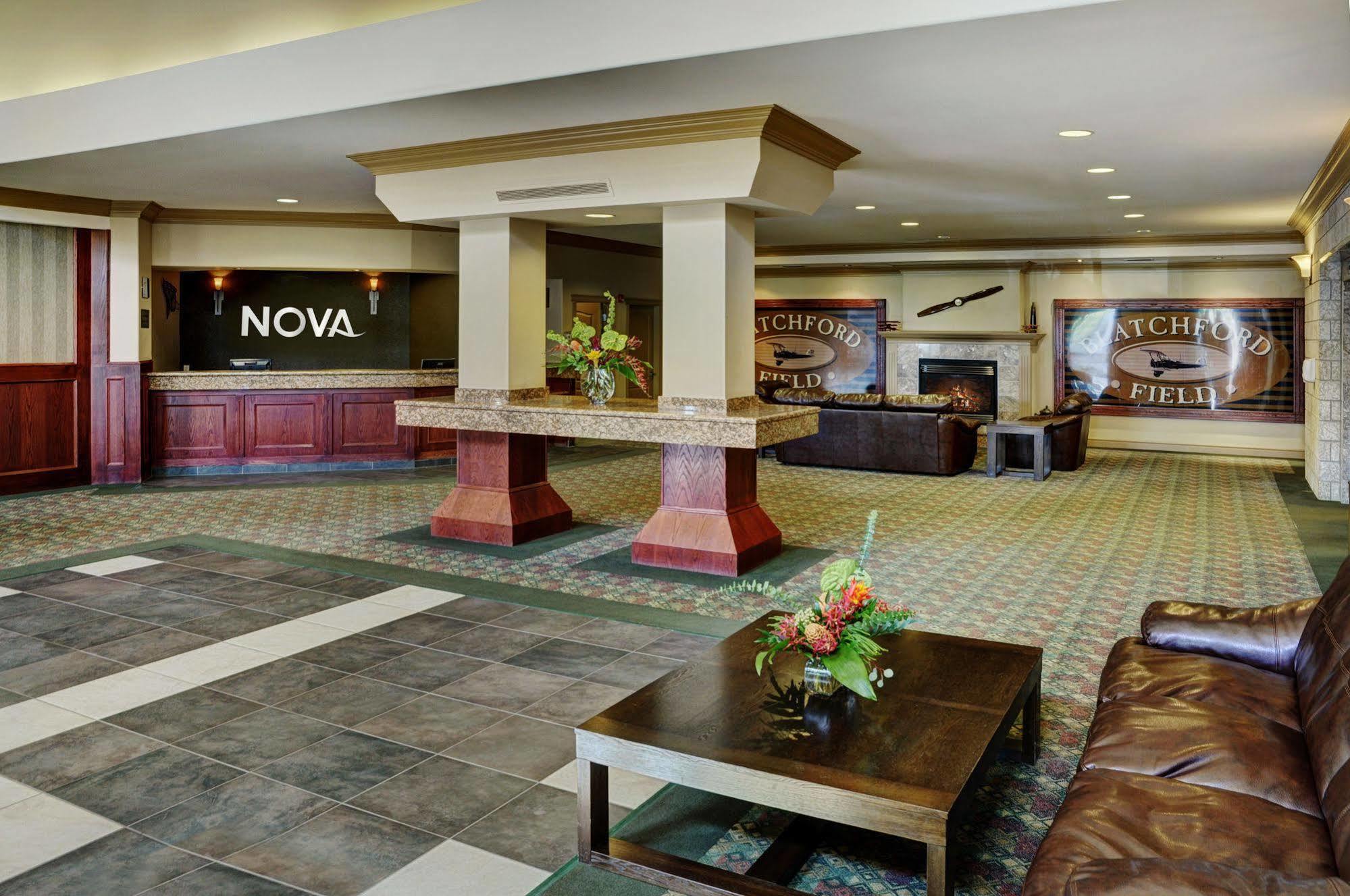 Chateau Nova Kingsway Edmonton Exterior photo